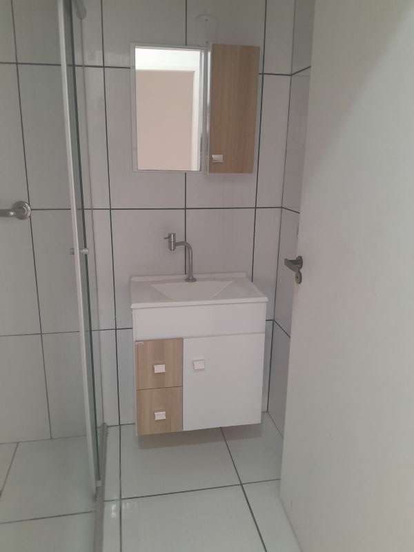 Casa 3d  no bairro Nucleo Residencial Costa e Silva em GUARATINGUETA