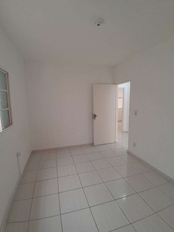 Casa 3d  no bairro Nucleo Residencial Costa e Silva em GUARATINGUETA