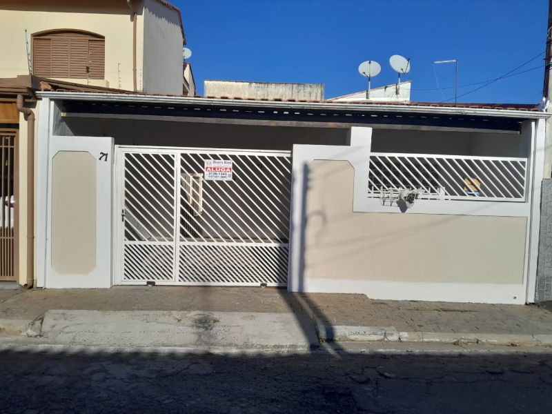 Casa 3d  no bairro Nucleo Residencial Costa e Silva em GUARATINGUETA