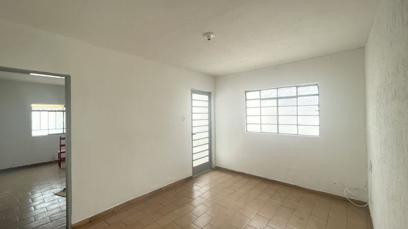 Casa 2d  no bairro Vila Galvao em GUARATINGUETA