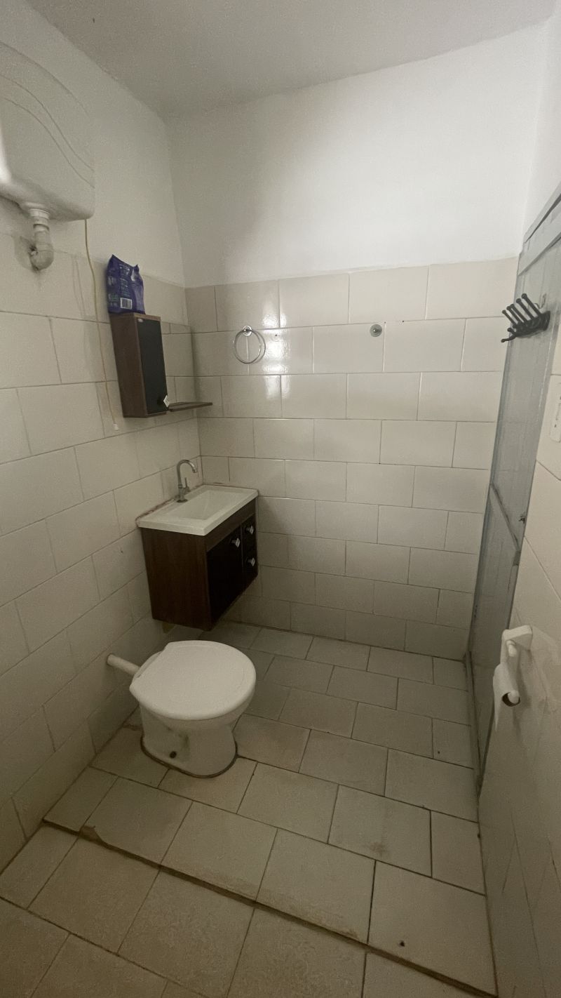 Casa 2d  no bairro Vila Galvao em GUARATINGUETA