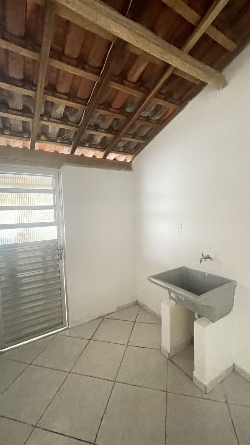 Casa 2d  no bairro Vila Galvao em GUARATINGUETA
