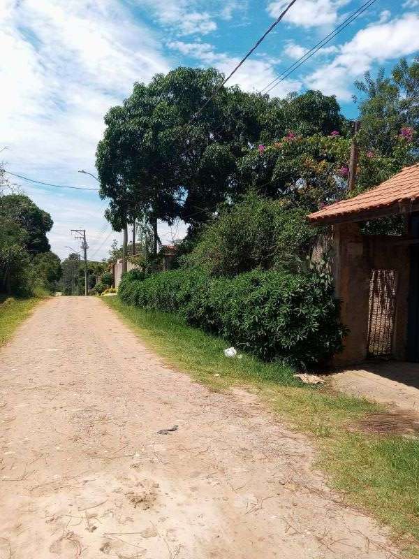 Chacara no bairro Bom Jardim II em GUARATINGUETA