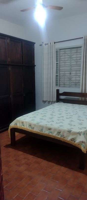 Casa 2d  no bairro Jardim Coelho Neto  em GUARATINGUETA