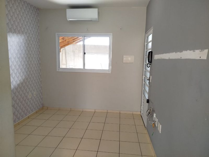 Casa 2d  no bairro Loteamento Residencial Espanha em GUARATINGUETA