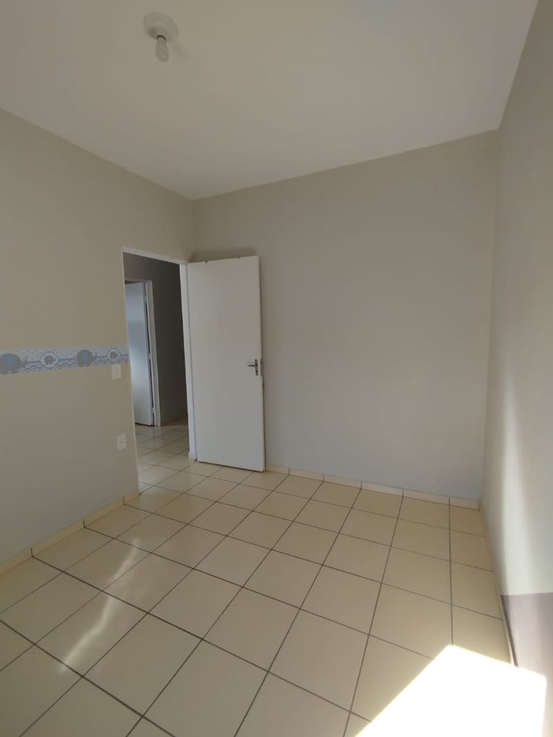 Casa 2d  no bairro Loteamento Residencial Espanha em GUARATINGUETA