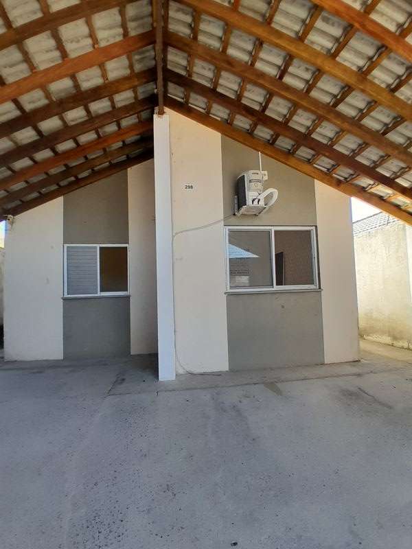Casa 2d  no bairro Loteamento Residencial Espanha em GUARATINGUETA
