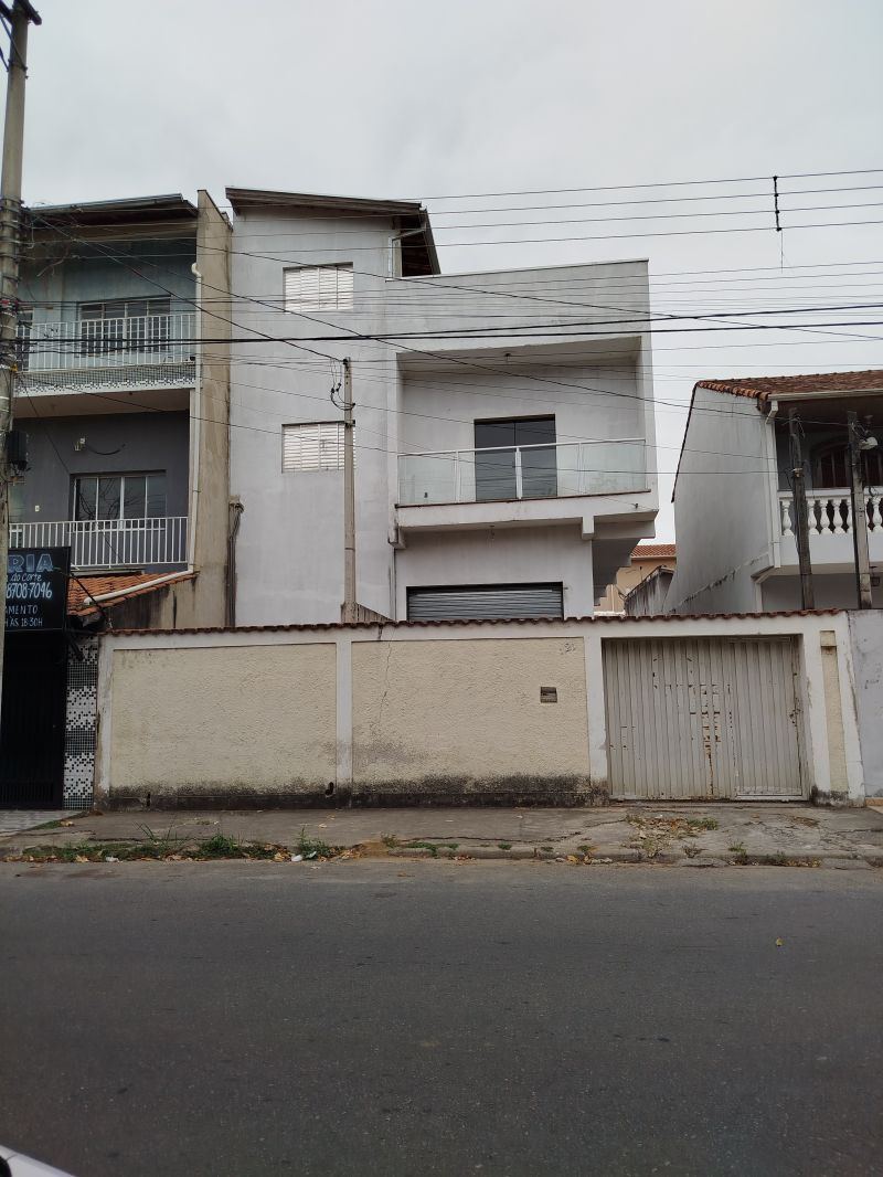 Apartamento 2d  no bairro Parque do Sol em GUARATINGUETA