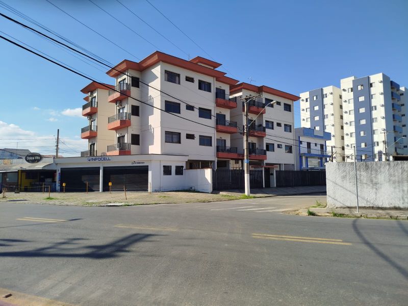 Apartamento 3d  no bairro Vila Indiana em GUARATINGUETA