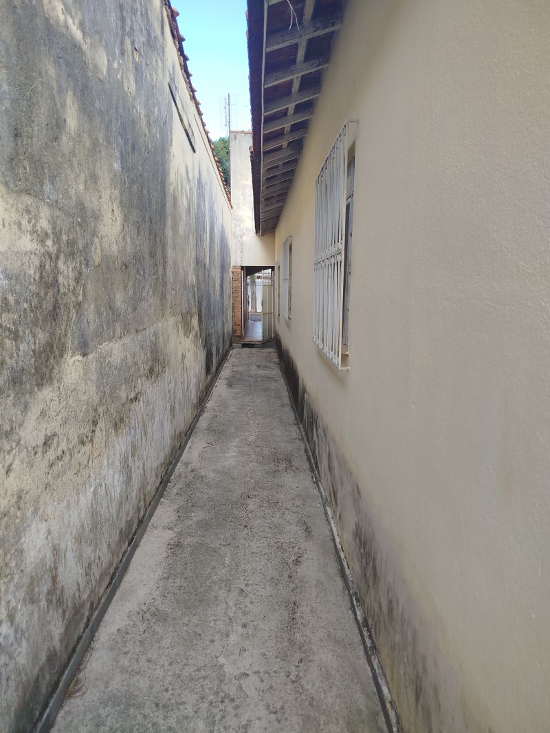 Casa 2d  no bairro Vila Comendador Rodrigues Alves em GUARATINGUETA