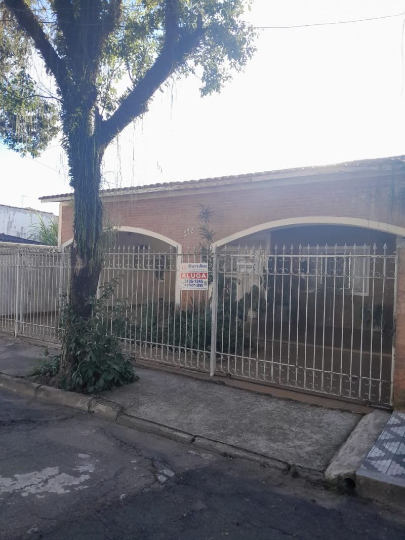 Casa 2d  no bairro Vila Comendador Rodrigues Alves em GUARATINGUETA