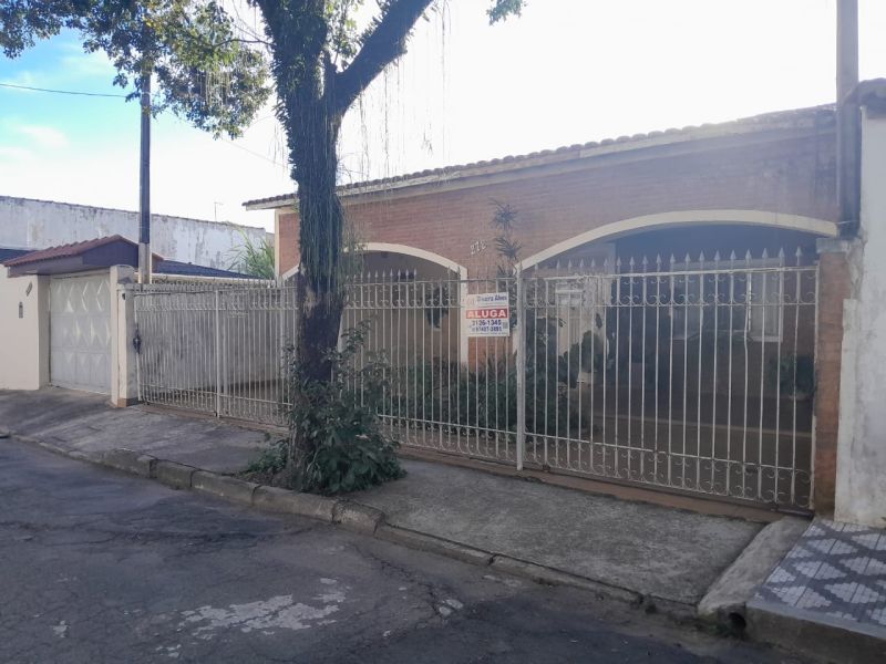 Casa 2d  no bairro Vila Comendador Rodrigues Alves em GUARATINGUETA