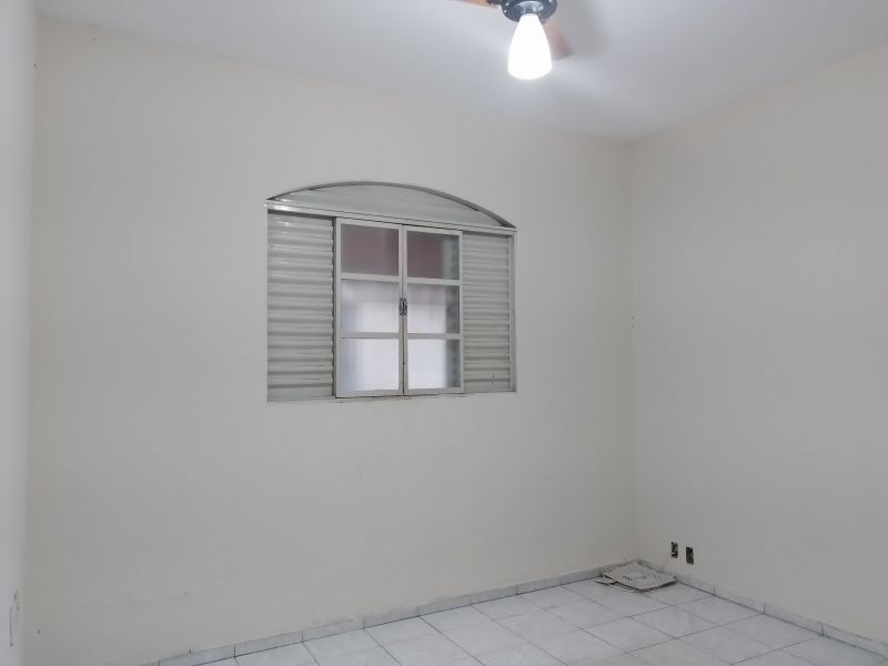 Casa 3d  no bairro Vila Galvao em GUARATINGUETA