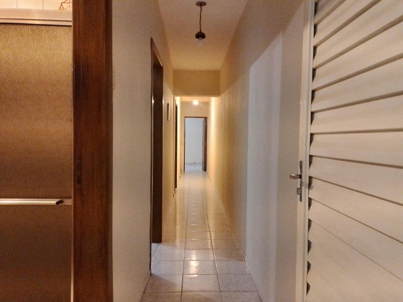 Casa 3d  no bairro Vila Galvao em GUARATINGUETA