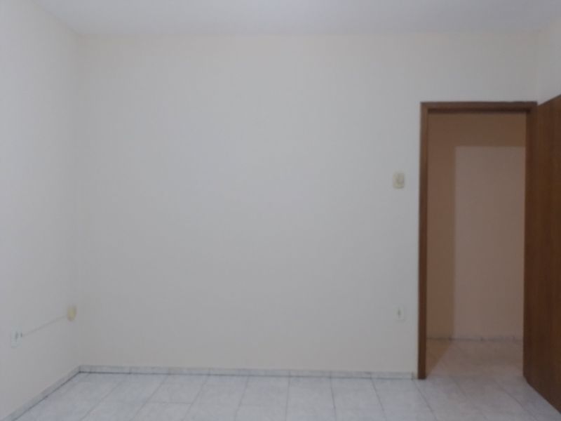 Casa 3d  no bairro Vila Galvao em GUARATINGUETA