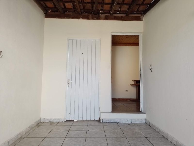Casa 2d  no bairro Vila Galvao em GUARATINGUETA