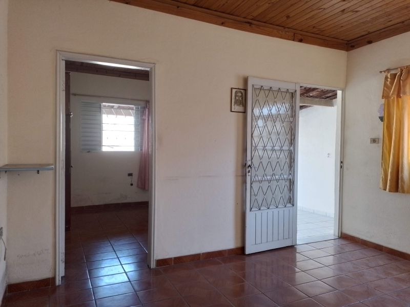 Casa 2d  no bairro Vila Galvao em GUARATINGUETA