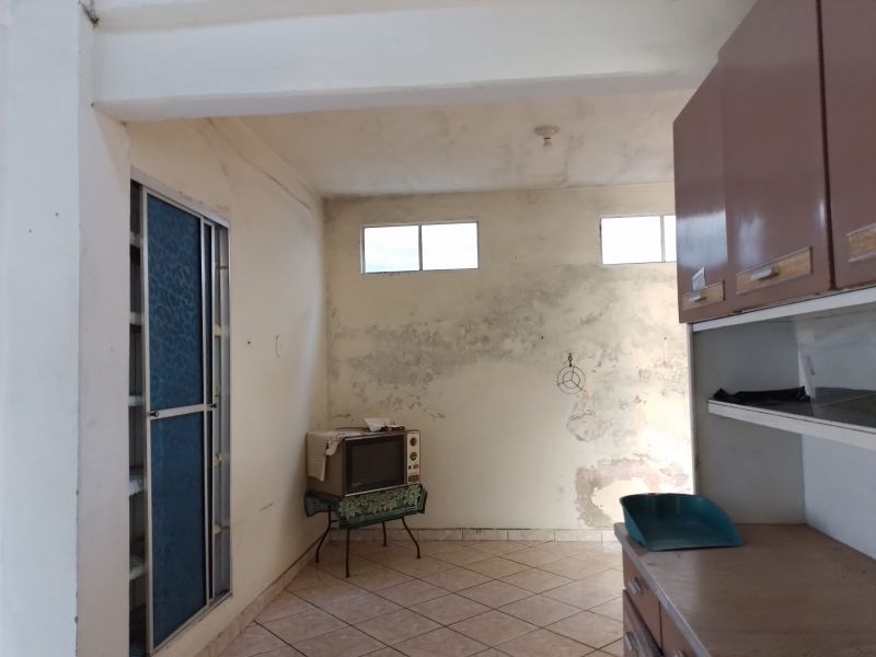 Casa 2d  no bairro Vila Galvao em GUARATINGUETA
