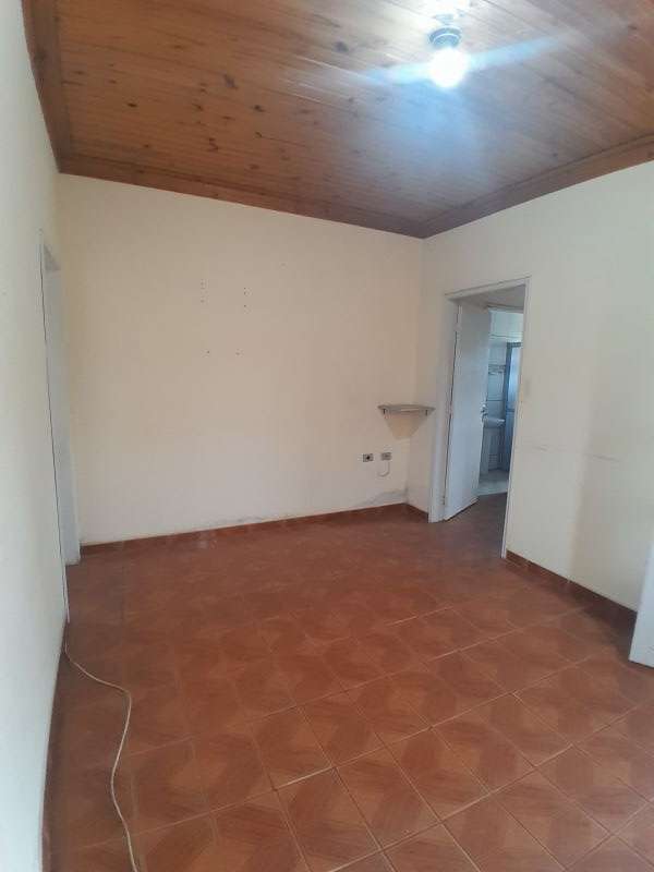 Casa 2d  no bairro Vila Galvao em GUARATINGUETA