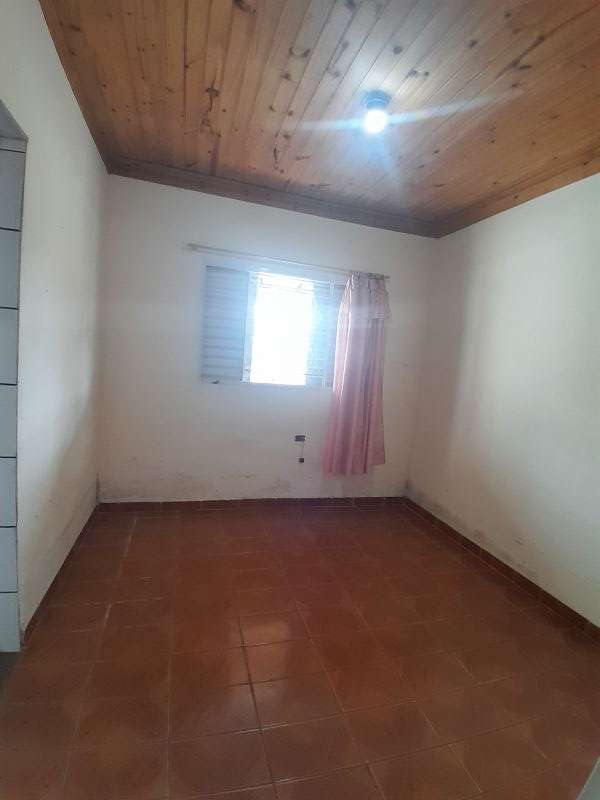 Casa 2d  no bairro Vila Galvao em GUARATINGUETA