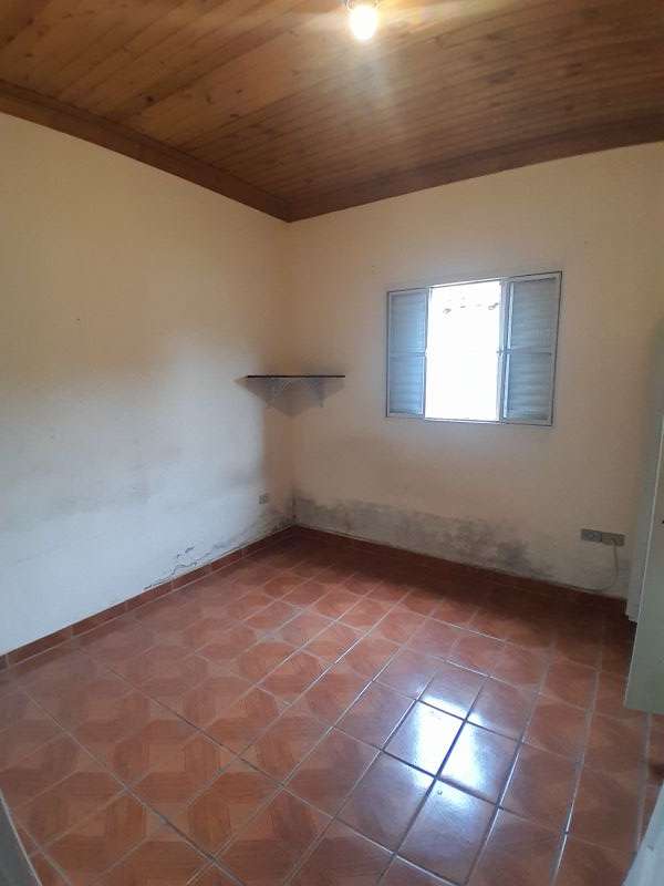 Casa 2d  no bairro Vila Galvao em GUARATINGUETA