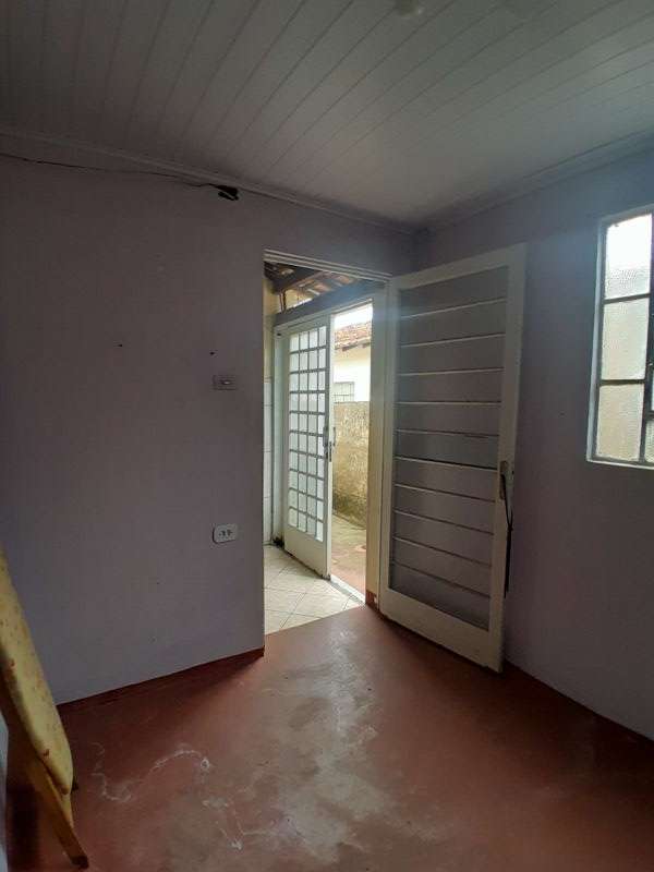 Casa 2d  no bairro Vila Galvao em GUARATINGUETA