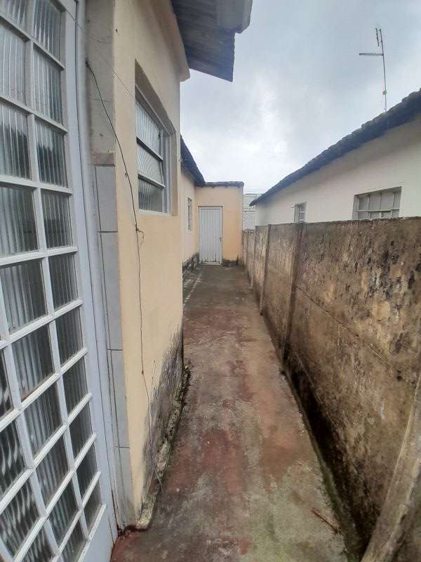 Casa 2d  no bairro Vila Galvao em GUARATINGUETA