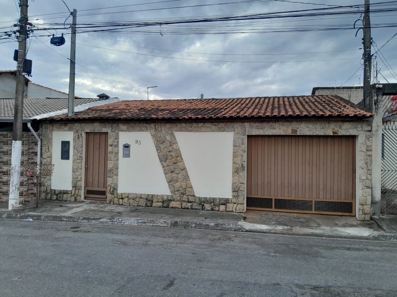Casa 3d  no bairro Parque Sao Francisco III em GUARATINGUETA
