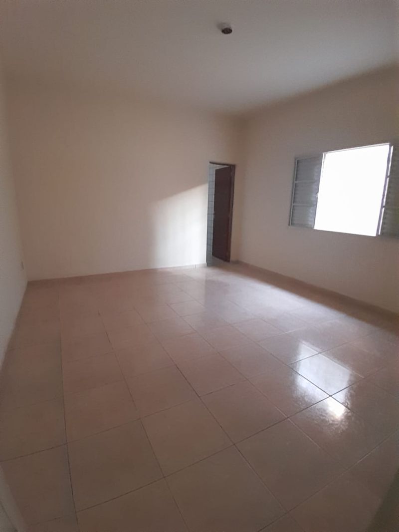 Casa 2d  no bairro Vila Eliana Maria em GUARATINGUETA