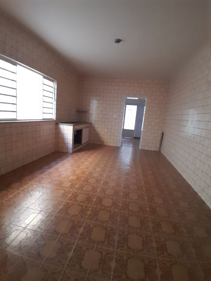 Casa 2d  no bairro Vila Eliana Maria em GUARATINGUETA