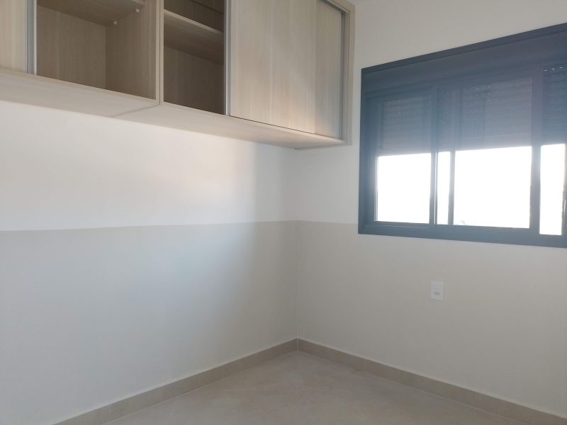 Apartamento 3d  no bairro Centro em APARECIDA