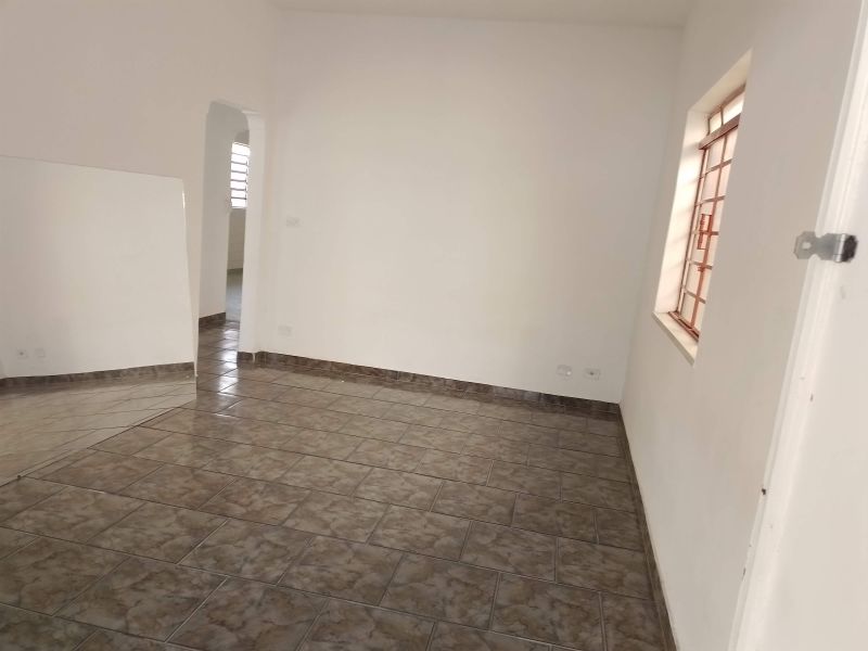 Casa 4d  no bairro Vila Comendador Rodrigues Alves em GUARATINGUETA