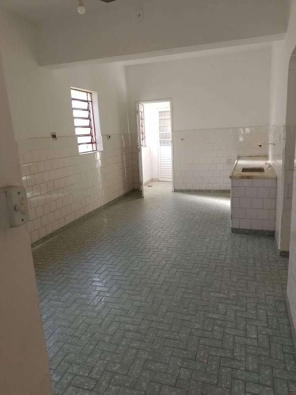 Casa 4d  no bairro Vila Comendador Rodrigues Alves em GUARATINGUETA