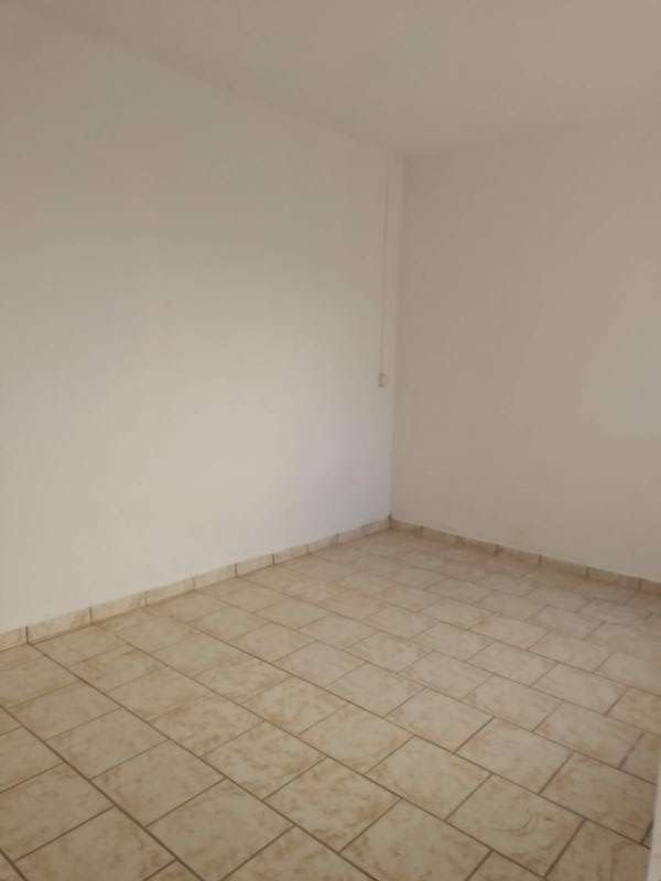 Casa 4d  no bairro Vila Comendador Rodrigues Alves em GUARATINGUETA