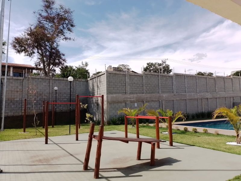 Casa 2d  no bairro Jardim Santa Luzia em GUARATINGUETA