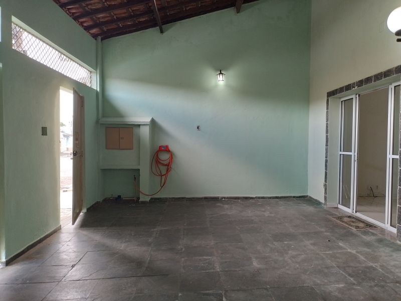 Casa 2d  no bairro Parque Sao Francisco em GUARATINGUETA