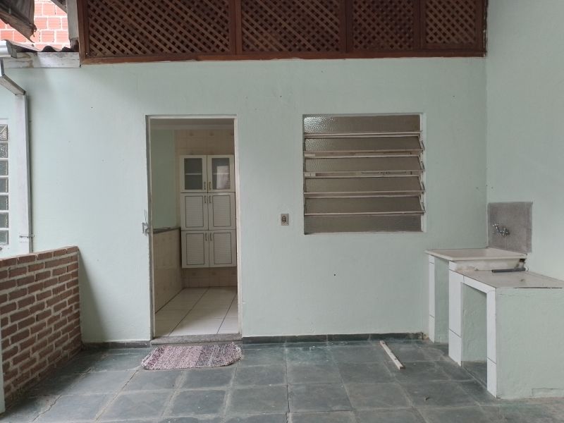 Casa 2d  no bairro Parque Sao Francisco em GUARATINGUETA