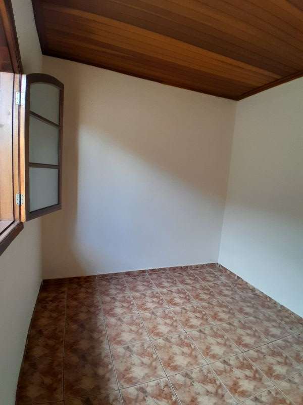 Casa 3d  no bairro Vila dos Comerciarios I em GUARATINGUETA