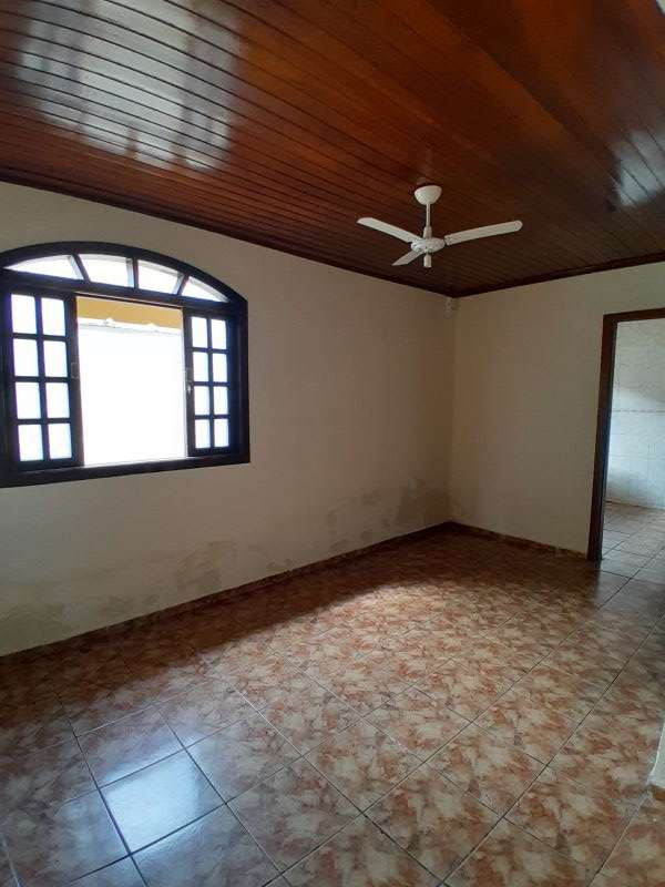 Casa 3d  no bairro Vila dos Comerciarios I em GUARATINGUETA