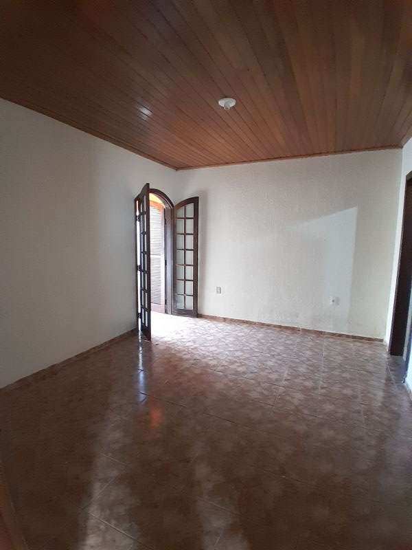 Casa 3d  no bairro Vila dos Comerciarios I em GUARATINGUETA