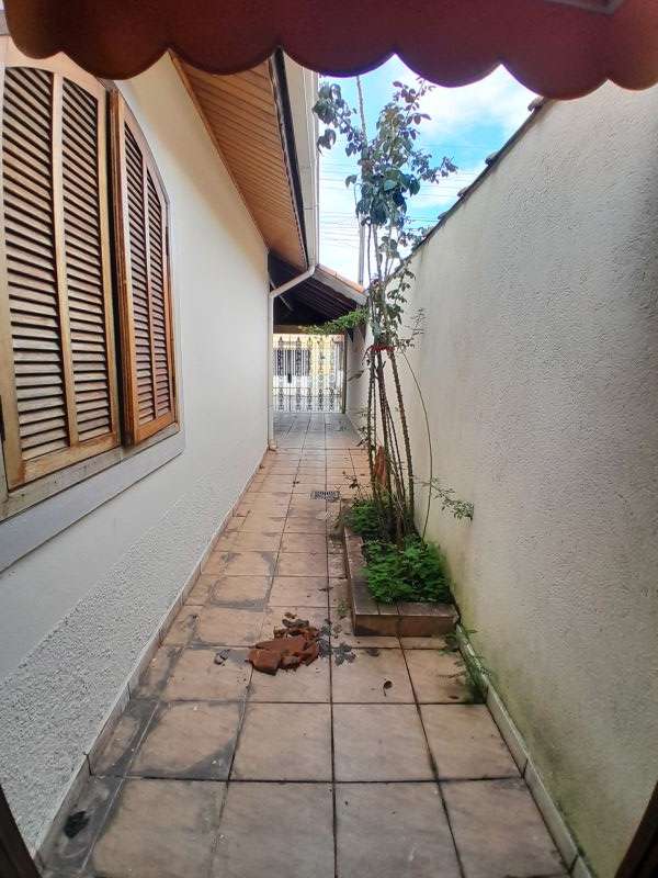 Casa 3d  no bairro Vila dos Comerciarios I em GUARATINGUETA