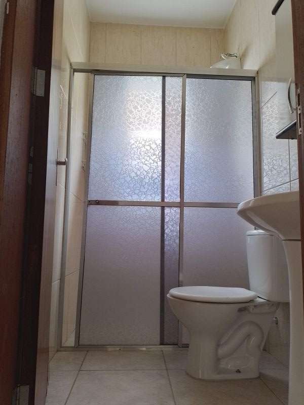 Casa 4d  no bairro Nova Guara em GUARATINGUETA