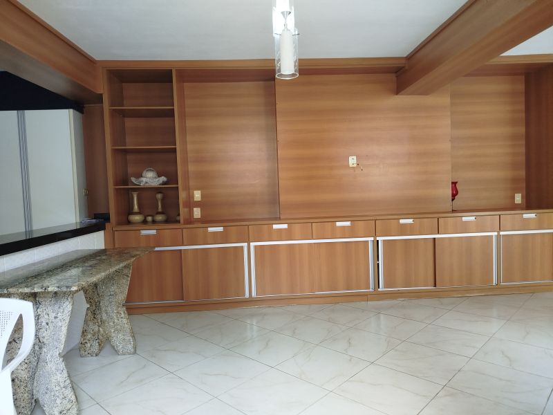 Casa 4d  no bairro Belveder Clube dos 500 em GUARATINGUETA