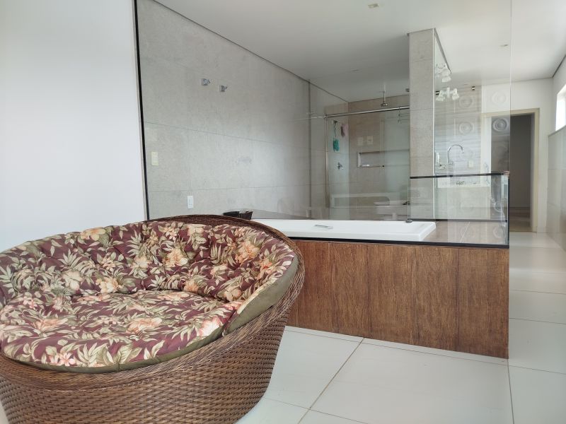 Casa 4d  no bairro Belveder Clube dos 500 em GUARATINGUETA