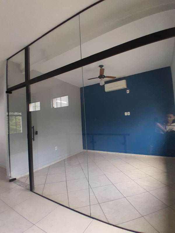 Ponto Comercial no bairro Pedregulho em GUARATINGUETA