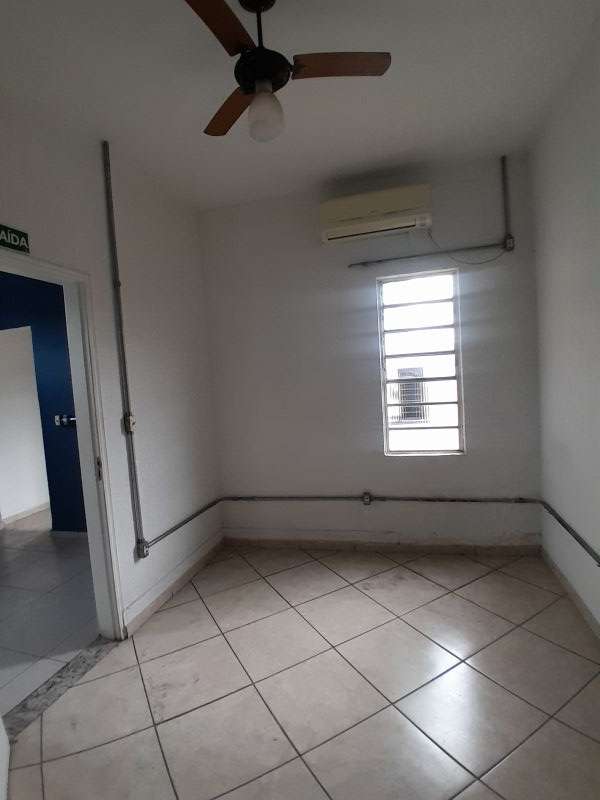 Ponto Comercial no bairro Pedregulho em GUARATINGUETA