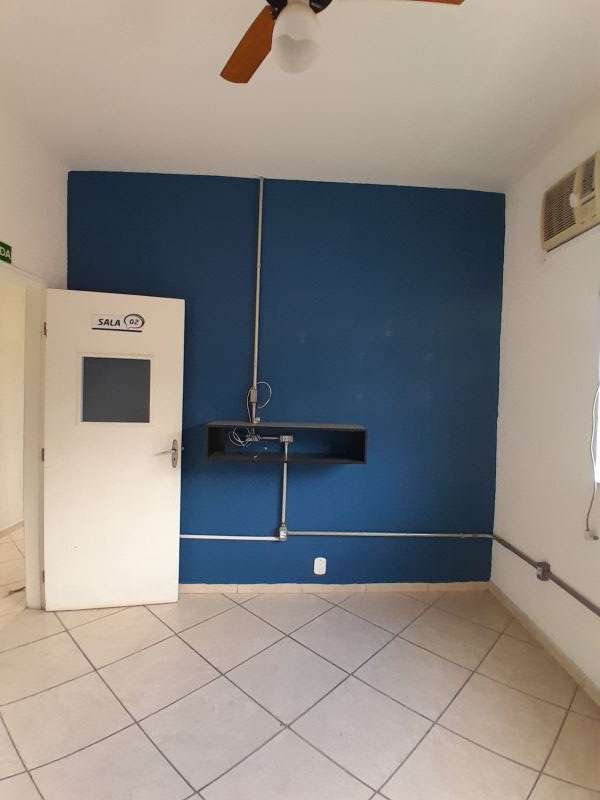 Ponto Comercial no bairro Pedregulho em GUARATINGUETA