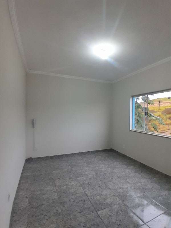 Sala Comercial no bairro Parque Residencial Beira Rio em GUARATINGUETA