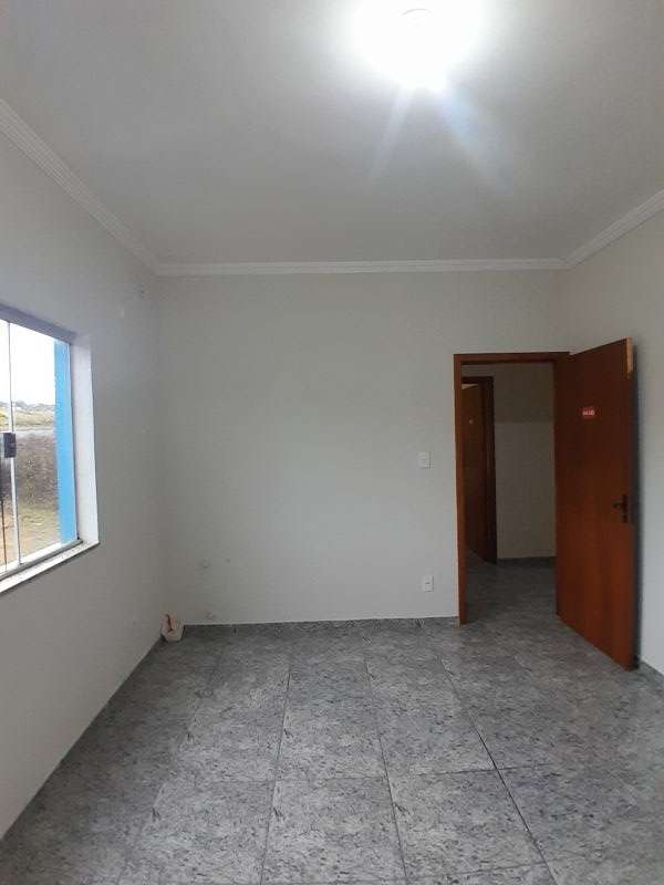 Sala Comercial no bairro Parque Residencial Beira Rio em GUARATINGUETA