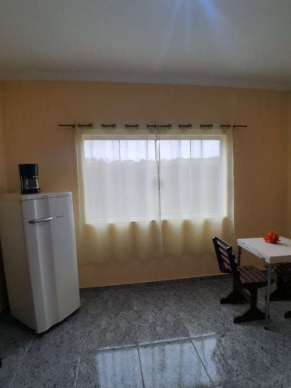 Sala Comercial no bairro Parque Residencial Beira Rio em GUARATINGUETA
